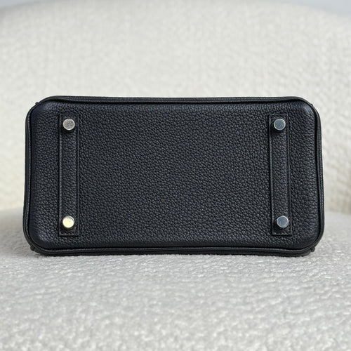 Black Leather Handbag for Women | Timeless Structured Tote